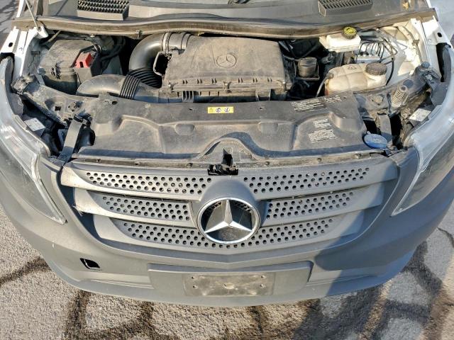 Mercedes-Benz Metris Image 13