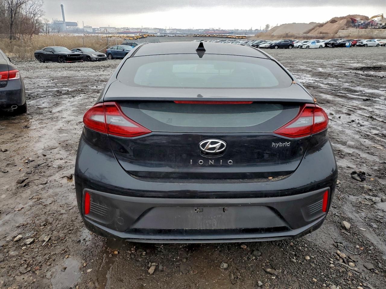 Hyundai Ioniq Limited Image 4