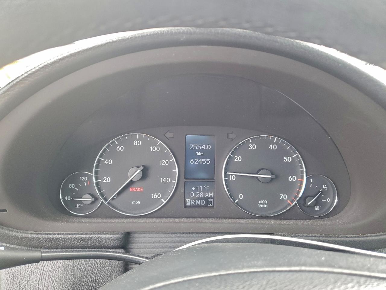 Mercedes-Benz C-Class 320 4matic Image 3