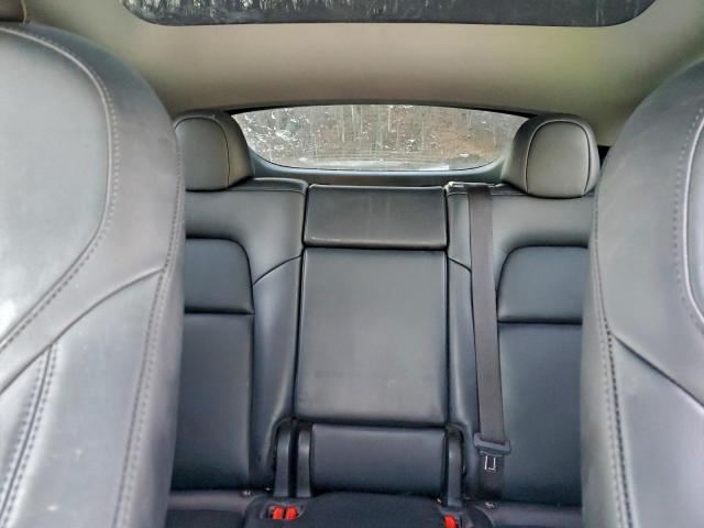 Tesla Model Y Image 8