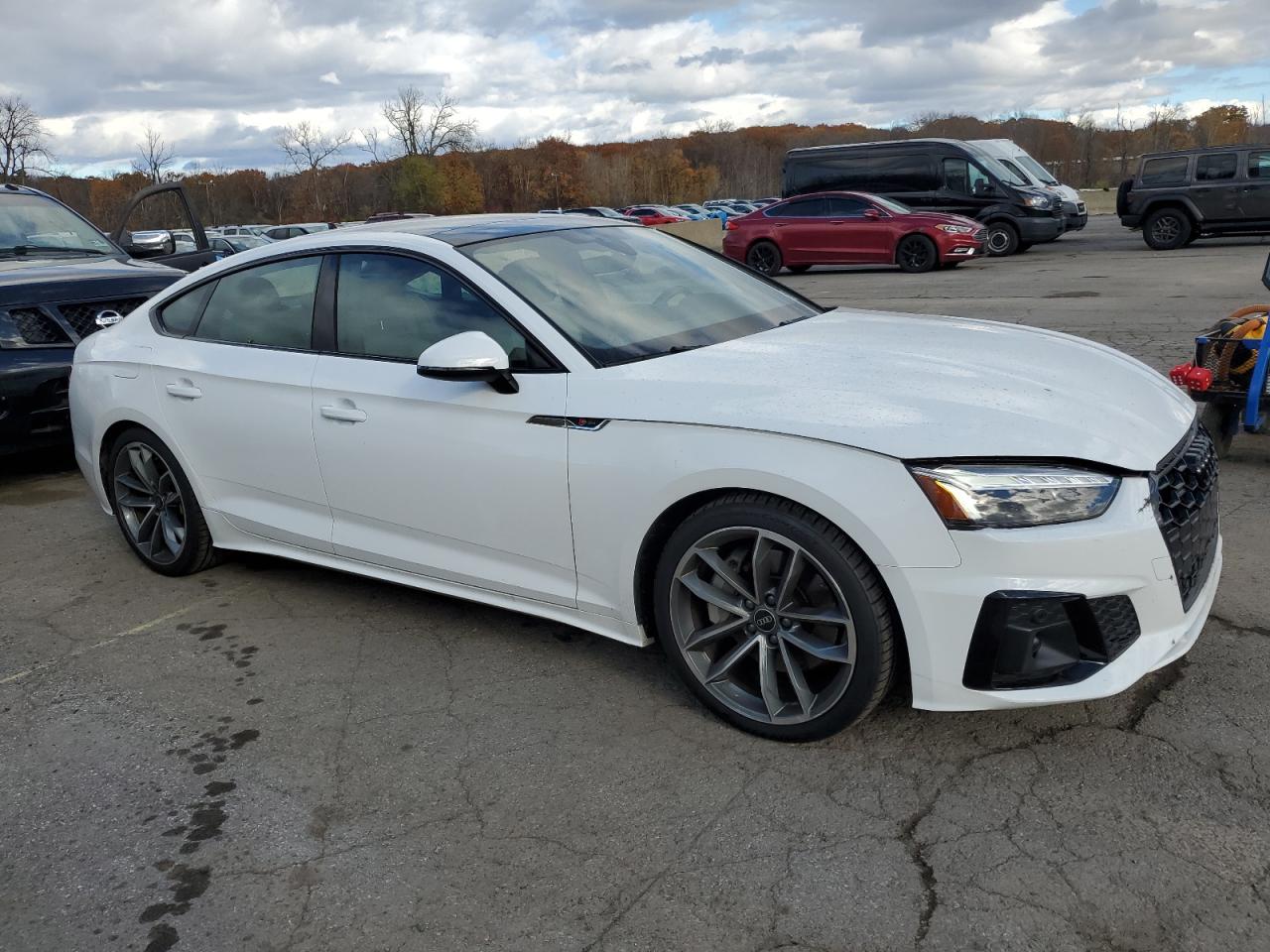 Audi A5 Premium 45 Image 11