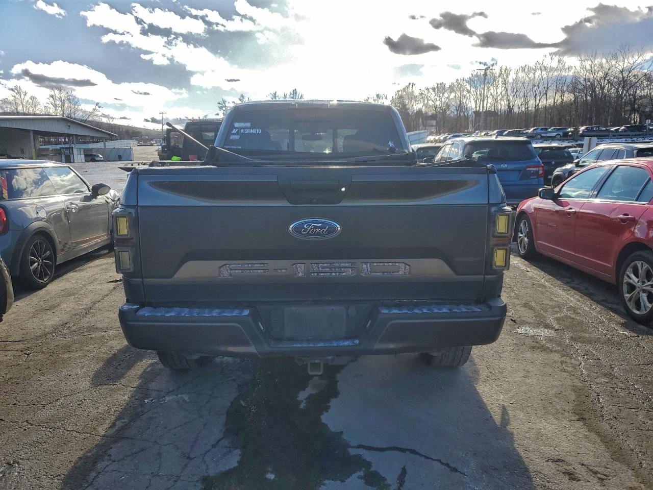 Ford F-150 Supercrew Image 5