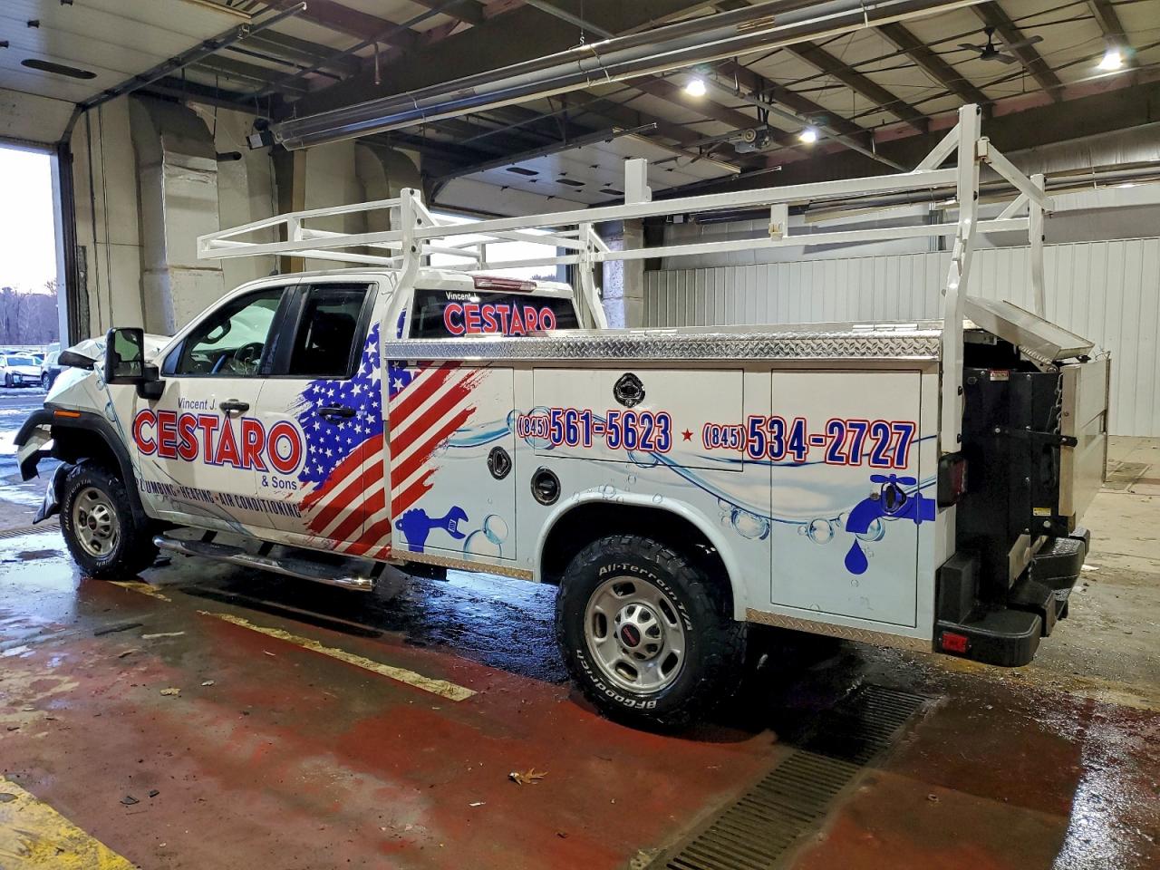 GMC Sierra K2500 Heavy Duty Image 2