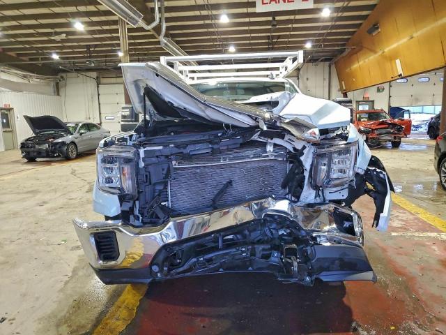 GMC Sierra K2500 Heavy Duty Image 8