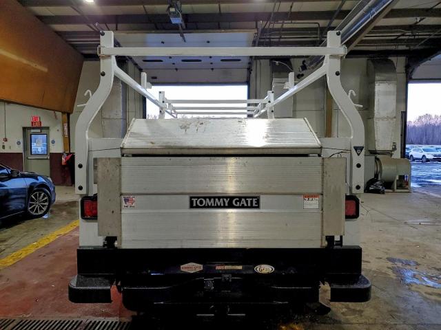 GMC Sierra K2500 Heavy Duty Image 12