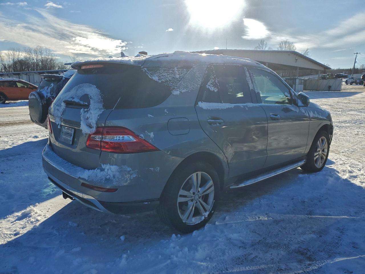 Mercedes-Benz M-Class 350 4matic Image 9