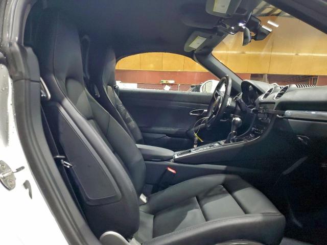 Porsche Boxster Base Image 10