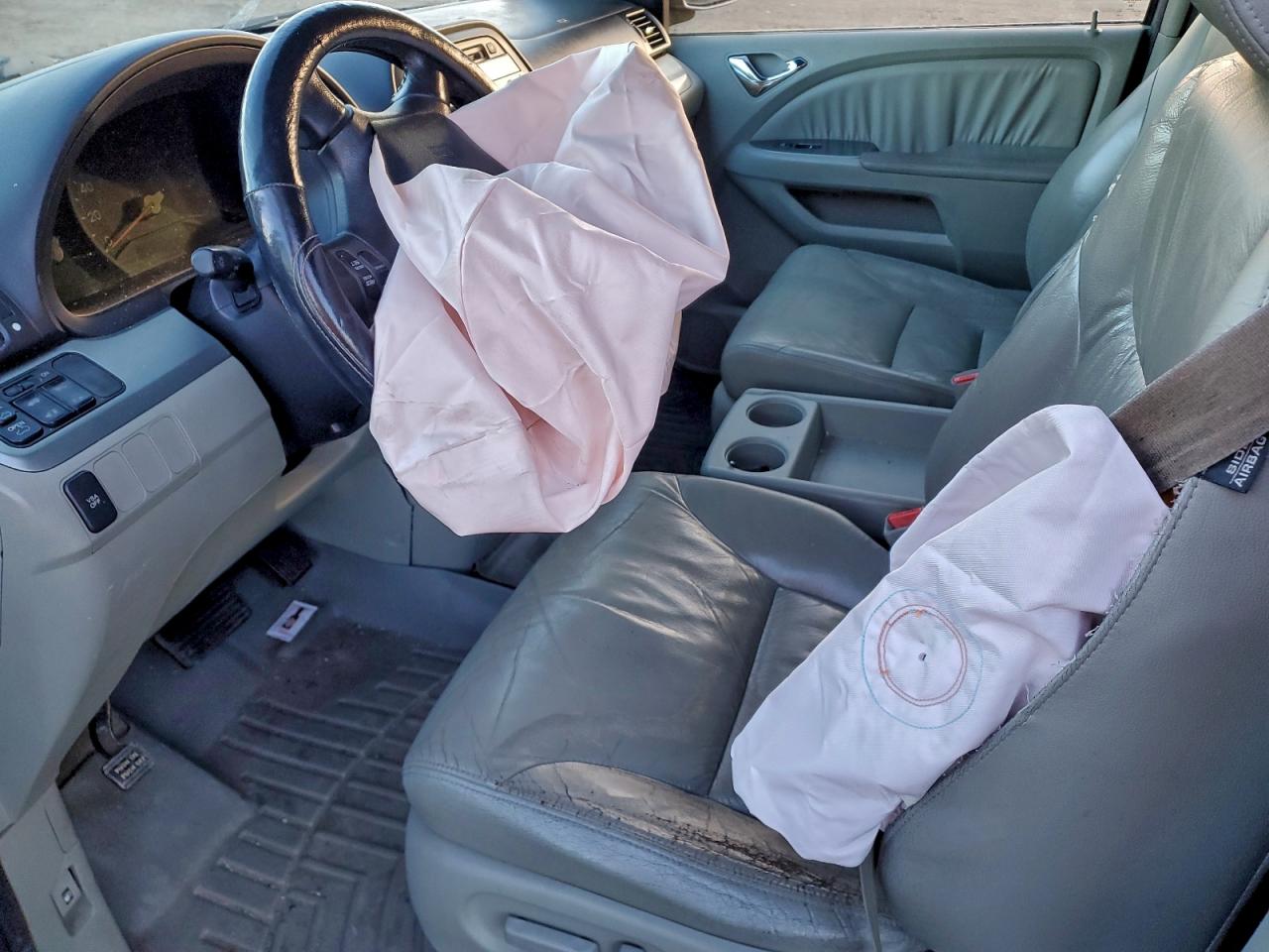 Honda Odyssey Exl Image 10