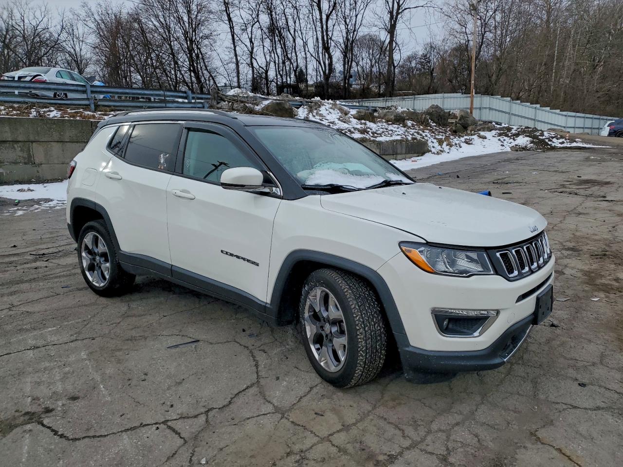 Jeep Compass Limited Image 2