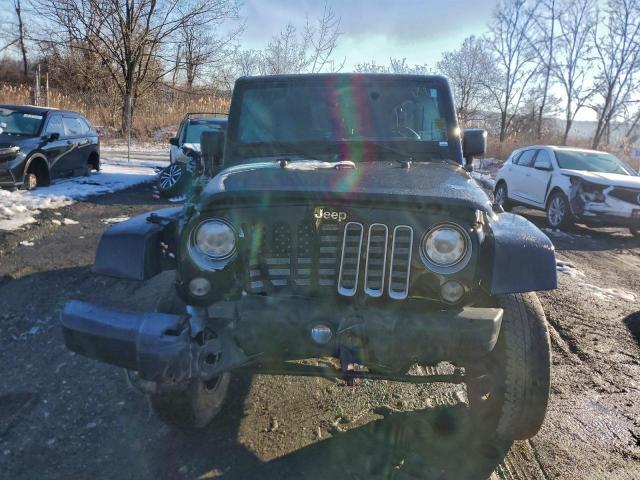 Jeep Wrangler Sahara Image 5