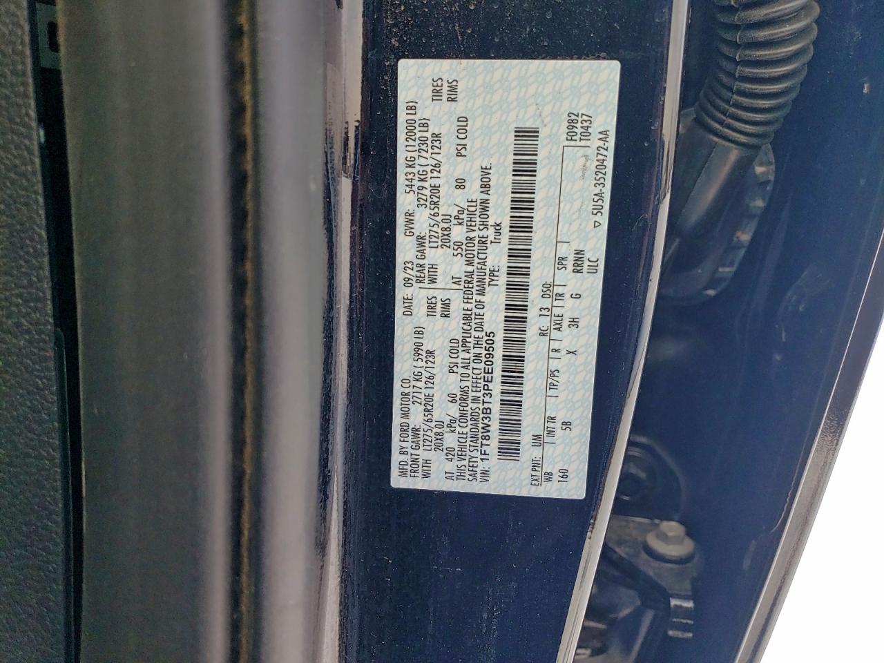 Ford F-350 Super Duty Image 10