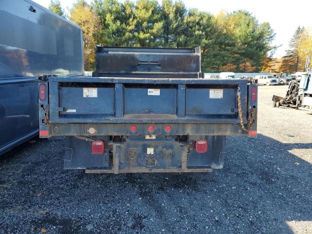 Chevrolet Silverado K3500 Image 7