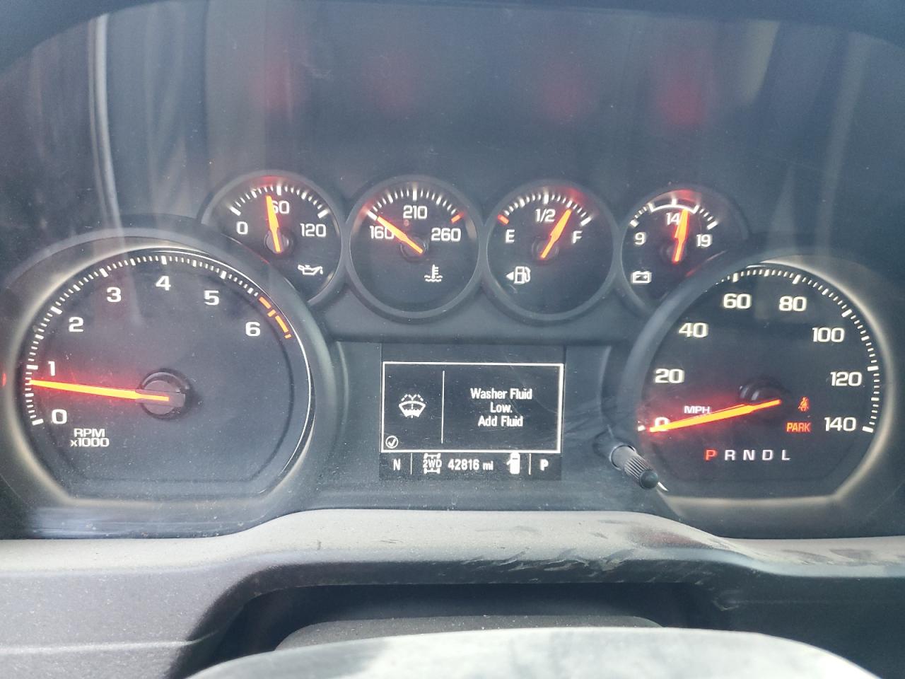 Chevrolet Silverado K3500 Image 11