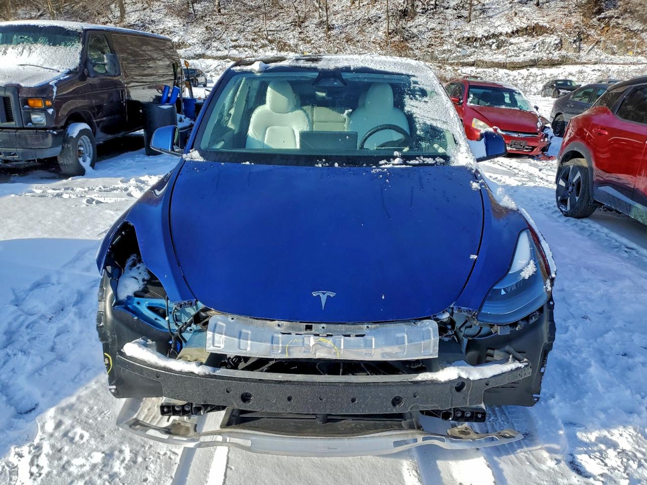 Tesla Model Y Image 4