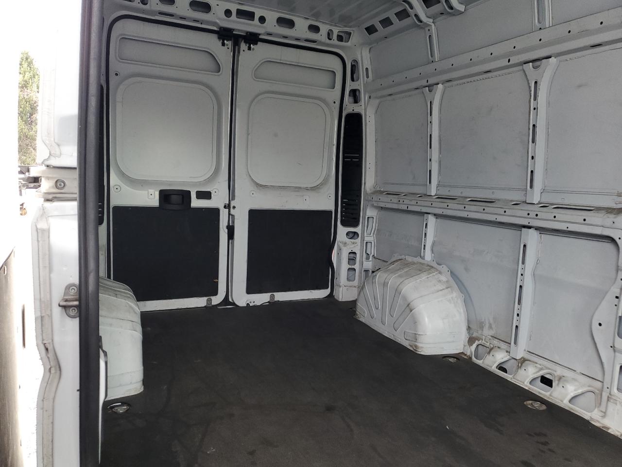 Ram Promaster 2500 High Image 14