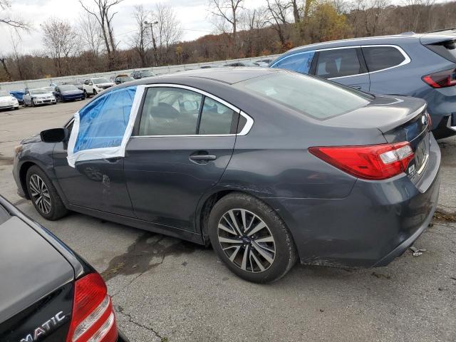 Subaru Legacy 2.5i Image 2