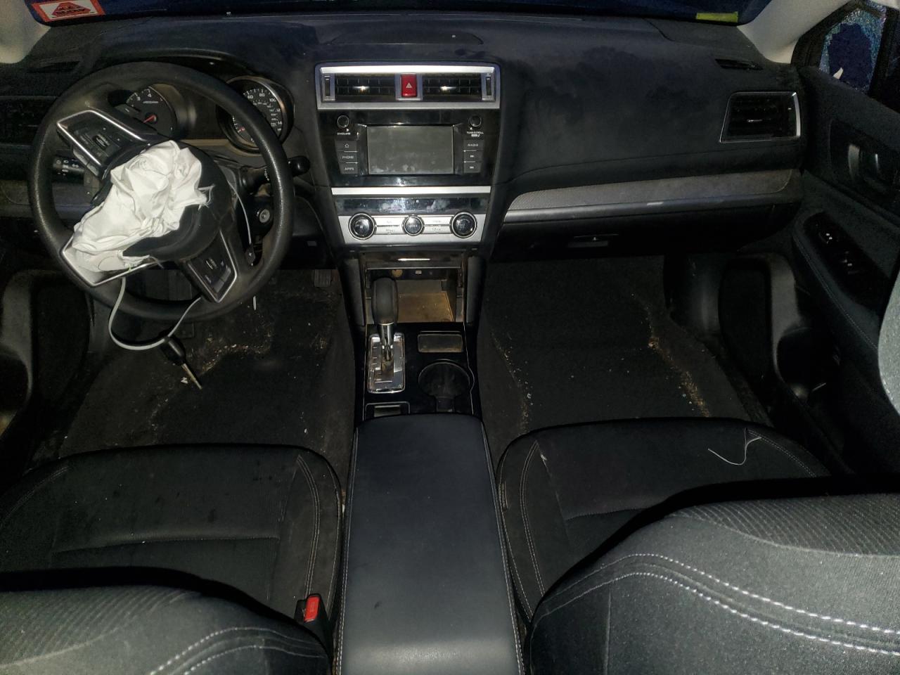 Subaru Legacy 2.5i Image 5