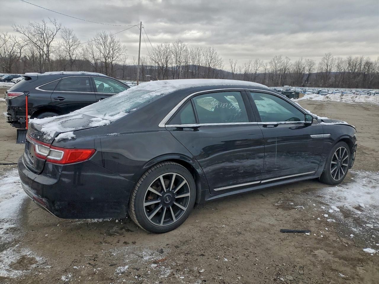 Lincoln Continental Reserve Image 6