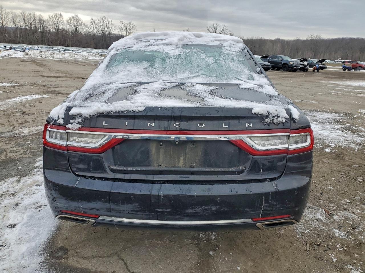 Lincoln Continental Reserve Image 2