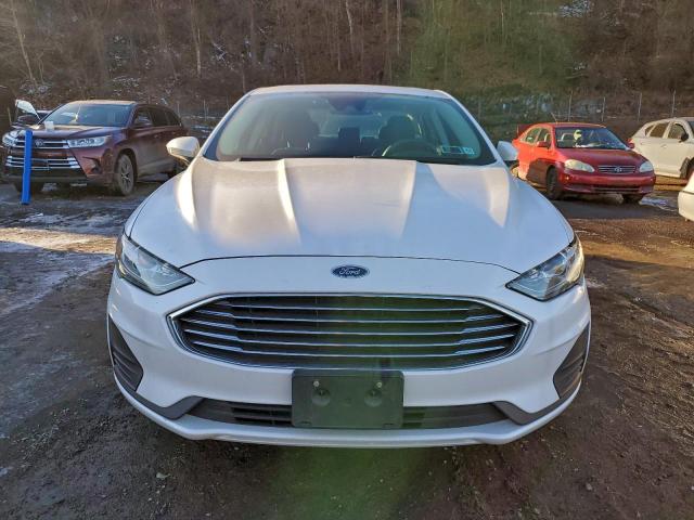 Ford Fusion Se Image 5