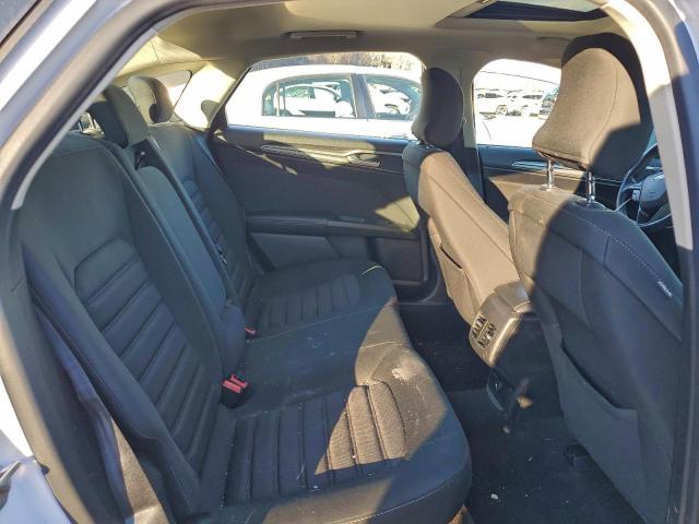 Ford Fusion Se Image 3