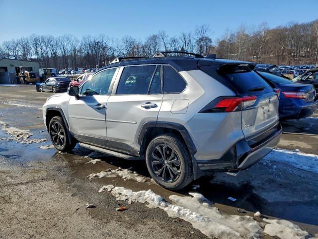 Toyota RAV4 Xse Image 4