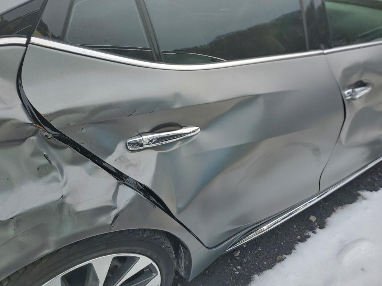 Nissan Maxima Platinum Image 8