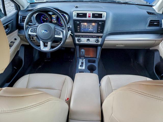Subaru Legacy 2.5i Premium Image 6