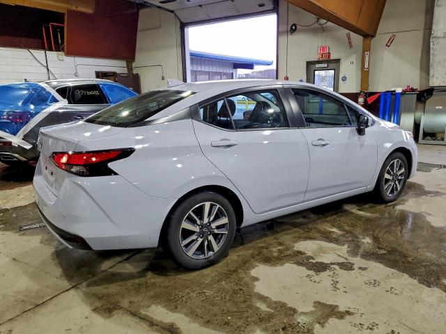 Nissan Versa Sv Image 4