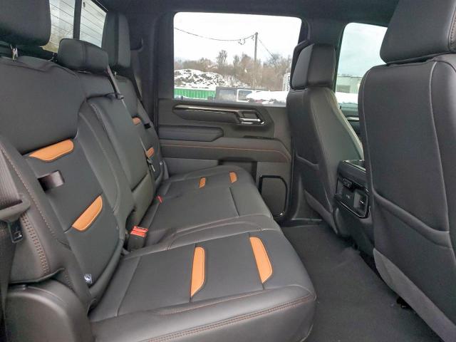 GMC Sierra K2500 At4 Image 11