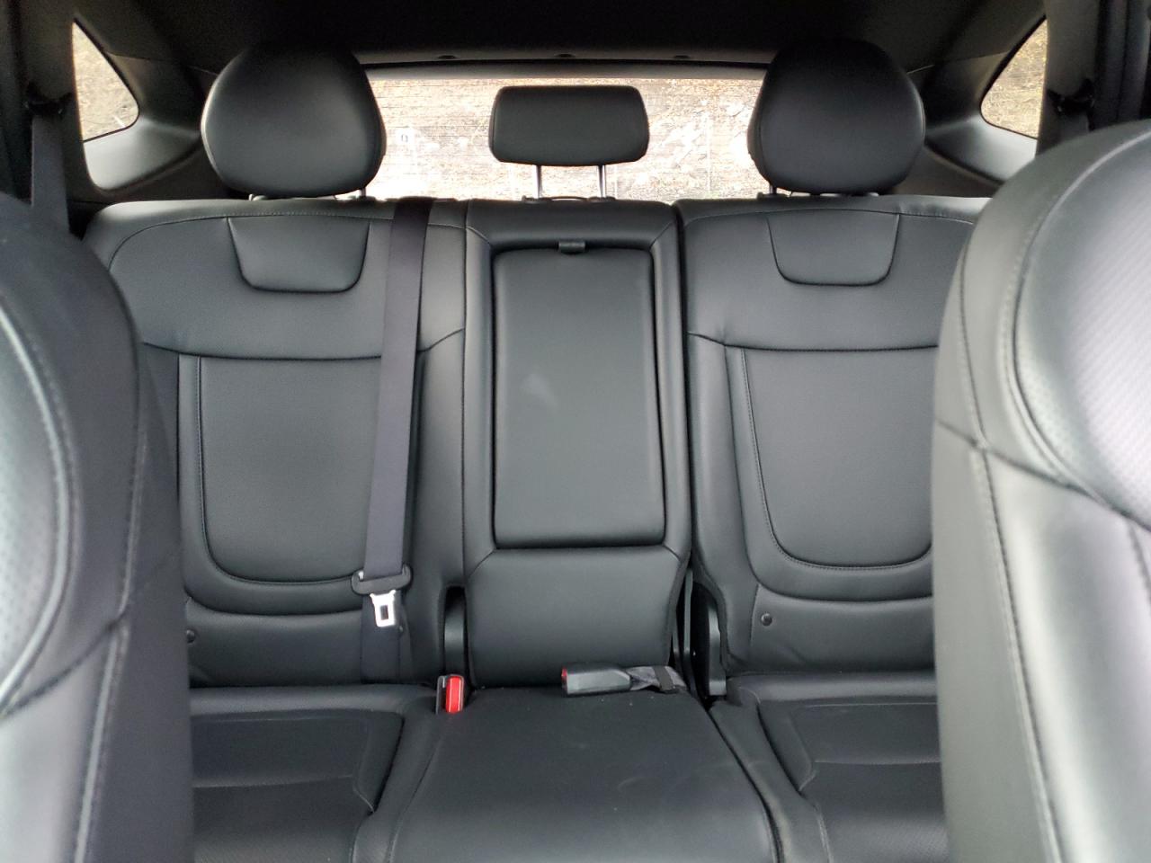 Hyundai TUCSON Xrt Image 2