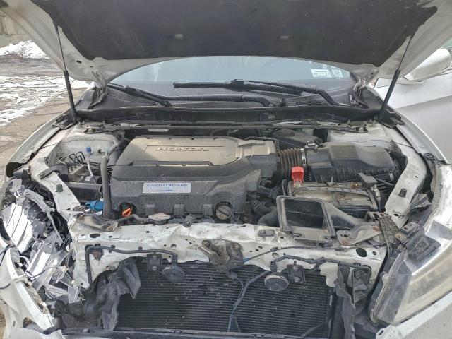 Honda Accord Touring Image 8